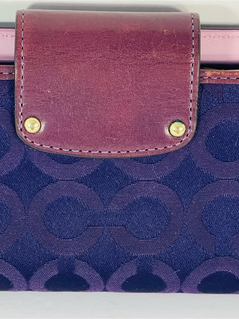 Coach Purple Signature Continental Wallet with Burgundy Trim and Gold Logo - Picture 2 of 13